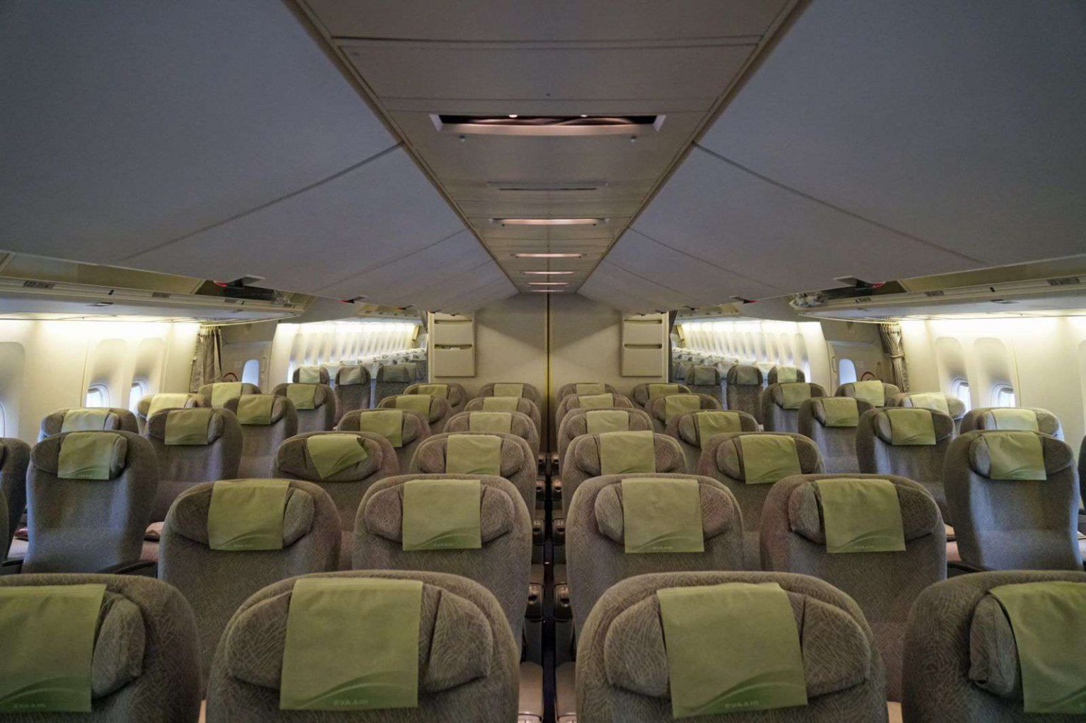 Giá vé máy bay Eva Air